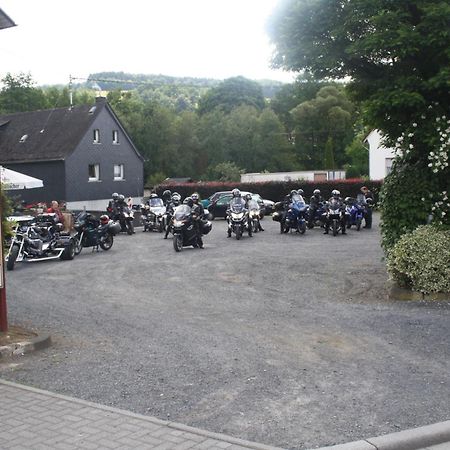 Gasthaus Zur Quelle Bad Marienberg Eksteriør bilde